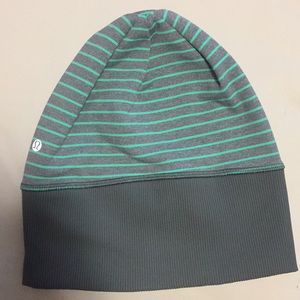 Reversible lululemon toque
